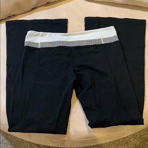 Lulu lemon flare yoga pants